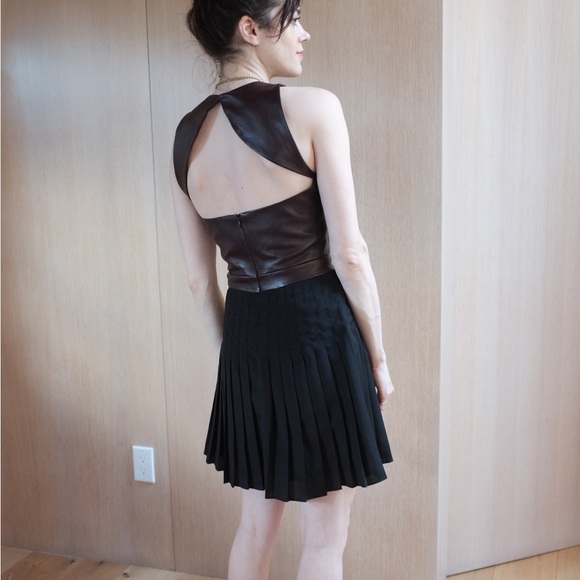 WAI MING LAMB LEATHER PLEATED MINI DRESS WITH OPEN BACK - Picture 2 of 6